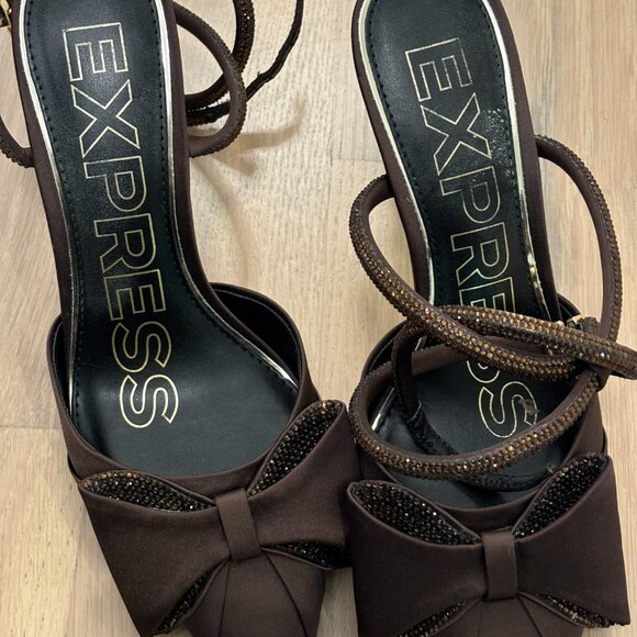 Express Brown Heels - Picture 5 of 7